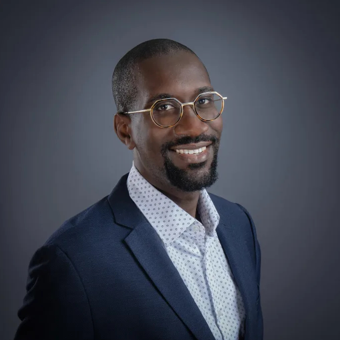 Portrait du Dr Mouhamadou TOURE, ophtalmologue